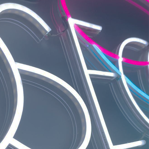 Rosecoranails Neon atelier